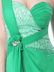 zelené společenské šaty na jedno rameno s korálky